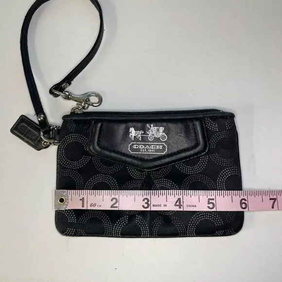 Coach Wristlet Black - Picture 8 of 16